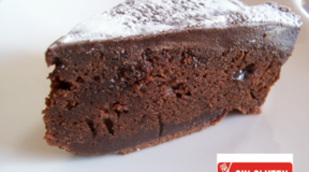 Bizcocho de chocolate sin gluten (especial celiacos)