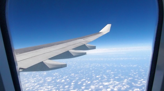 Llorar durante un viaje de avión es común pero ¿por qué ocurre?