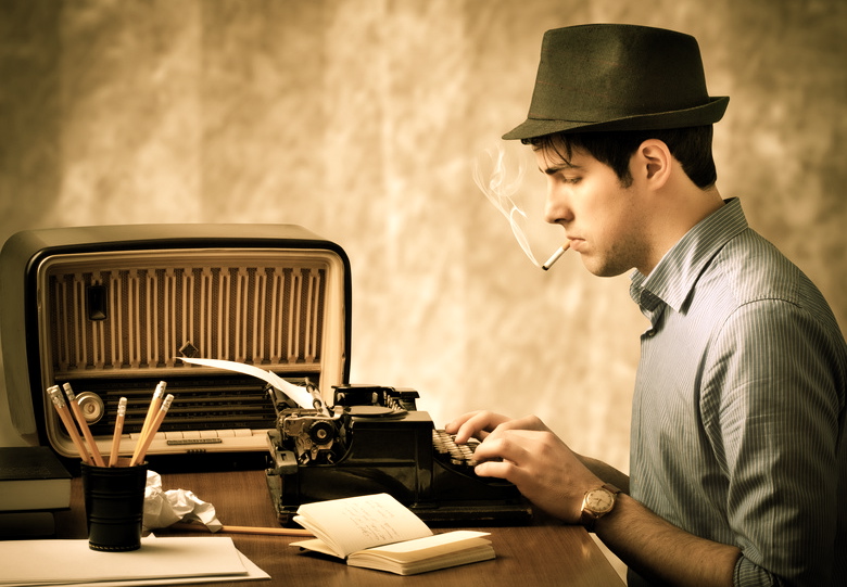 writer_typewriter_smoking